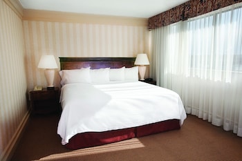 Superior Room, Jetted Tub