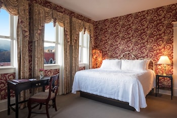 Elite Room, 1 King Bed