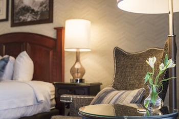 Superior Room, 1 Queen Bed