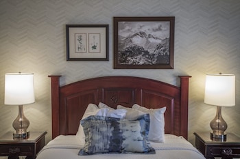 Superior Room, 1 Queen Bed