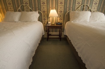 Signature Suite, Multiple Beds