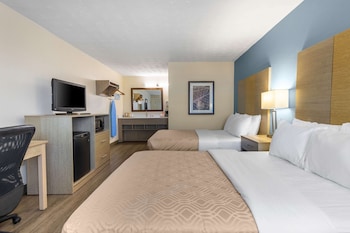Standard Room, 2 Double Beds, Non Smoking