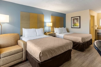 Standard Room, 2 Double Beds, Non Smoking