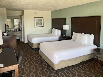 Standard Room, 2 Double Beds, Non Smoking