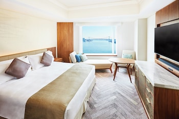 Classic Room, 1 King Bed, Bay View
