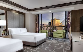 Tower Premier Two Queen Room