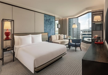 Deluxe Room, 1 King Bed
