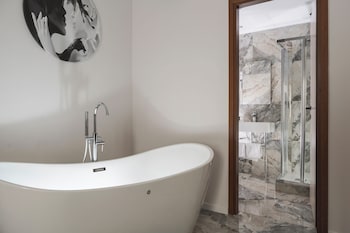 Junior Studio Suite, 1 King Bed