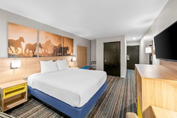 Room, 1 Queen Bed, Accessible, Non Smoking (Mobility)