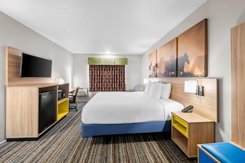Room, 1 Queen Bed, Accessible, Non Smoking (Mobility)