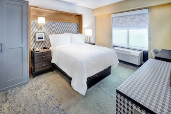 Standard Room, 1 Double Bed, Roll-in Shower (Mobility)