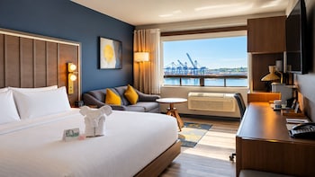 Premium Room, 1 King Bed with Sofa bed, Harbor View