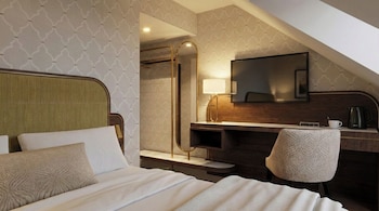 Standard Room, 1 Queen Bed, Non Smoking