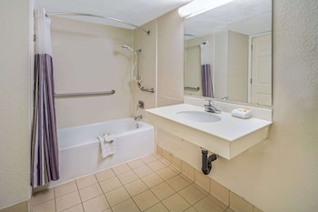 Room, 1 King Bed, Accessible, Non Smoking (Mobility Accessible)