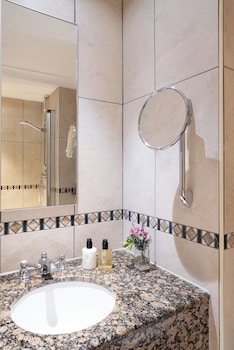 Classic Double or Twin Room