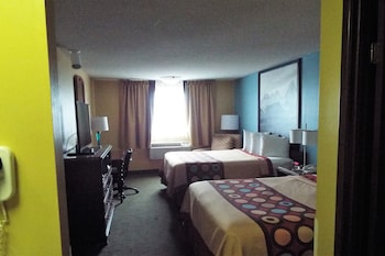 Room, 2 Queen Beds, Non Smoking