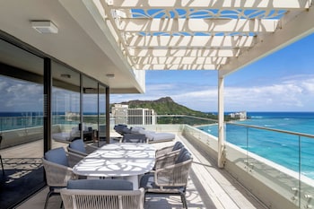 Tower Presidential Suite, 1 Bedroom, Oceanfront, Newly Renovated