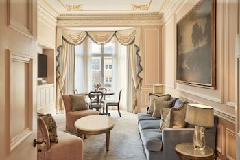 Two bedroom Mayfair Suite