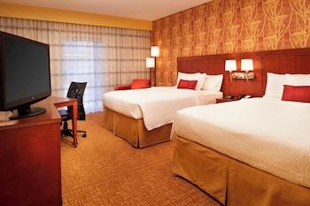 Room, 2 Queen Beds, Hearing Accessible