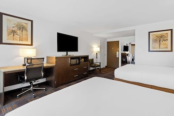 Standard Room, 2 Queen Beds, Non Smoking, Refrigerator & Microwave