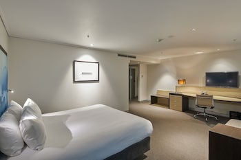 Accessible Room, 1 King Bed