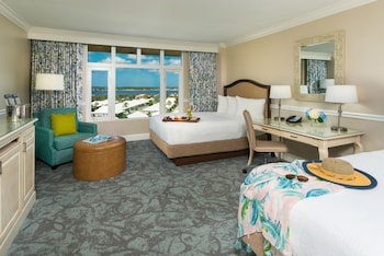Room, 1 King Bed (Sunset View)