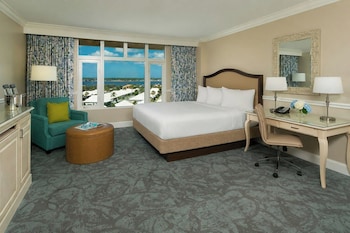 Room, 1 King Bed (Sunset View)
