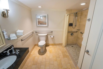 Room, 2 Queen Beds, Mobility Accessible