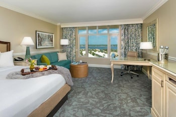 Room, 1 King Bed (Sunset View)