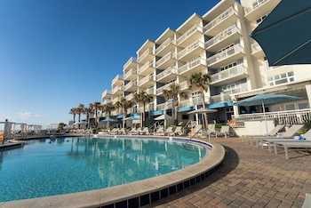 Room, 2 Queen Beds, Balcony, Oceanfront