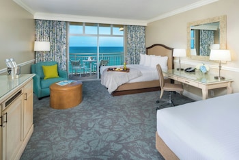 Room, 2 Queen Beds, Balcony, Oceanfront