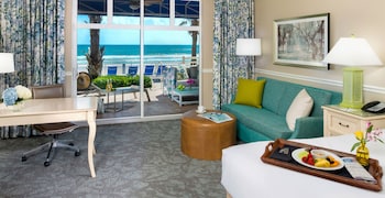 Room, 1 King Bed, Oceanfront (Cabana)