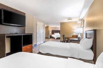 Suite, Multiple Beds, Non Smoking