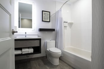 Junior Suite, 1 Queen Bed
