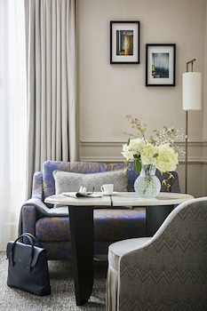 Premium Room, 2 Twin Beds, Courtyard View (or Scribe St. View, Luxury)
