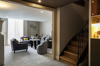 Junior Suite, 1 King Bed, Courtyard View (or Scribe St. View, Duplex)