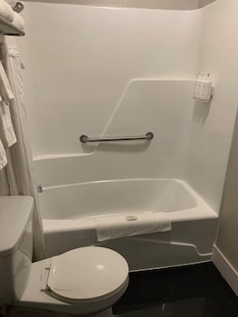 Room, 1 King Bed, Mobility Accessible, Non Smoking (Bathtub w/ Grab Bars)