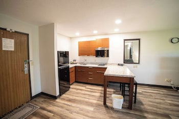 Suite, 1 Queen Bed with Sofa bed, Non Smoking (Upgrade)