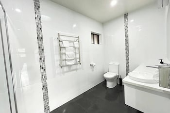 Superior Room, 1 King Bed, Non Smoking