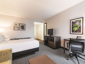 Deluxe Room, 1 King Bed, Non Smoking