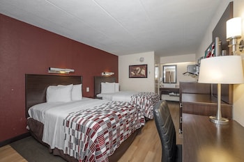 Standard Room, 2 Double Beds (Smoke Free)