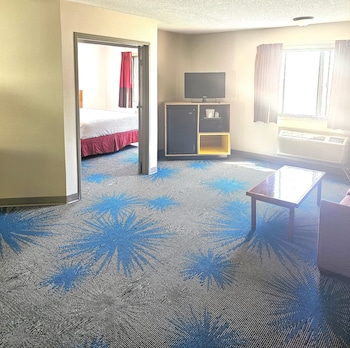 Suite, 2 Queen Beds, Non Smoking