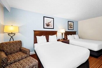 Standard Room, 2 Queen Beds, Non Smoking