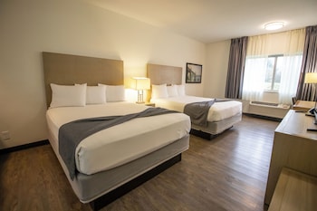 Basic Room, 2 Queen Beds, Non Smoking