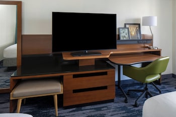 Suite, 1 King Bed with Sofa bed (High Floor)