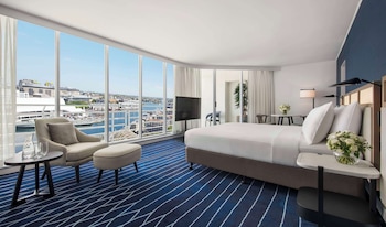 Suite, Balcony, Harbor View