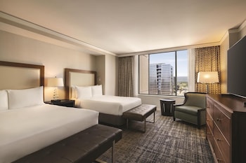 Room, 2 Double Beds, Accessible (Bathtub)