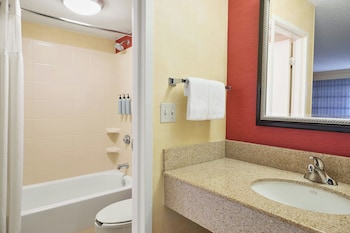 Room, 2 Queen Beds (Hearing Accessible)