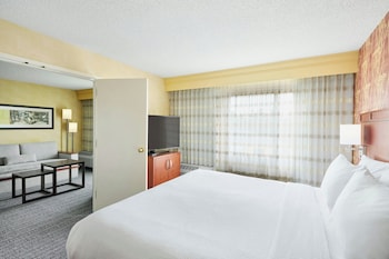 Suite, 1 Bedroom, Balcony