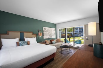 Junior Suite, 1 King Bed